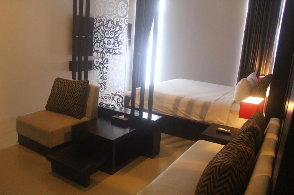 Prima Sr Hotel & Convention Yogyakarta Sleman  Ngoại thất bức ảnh