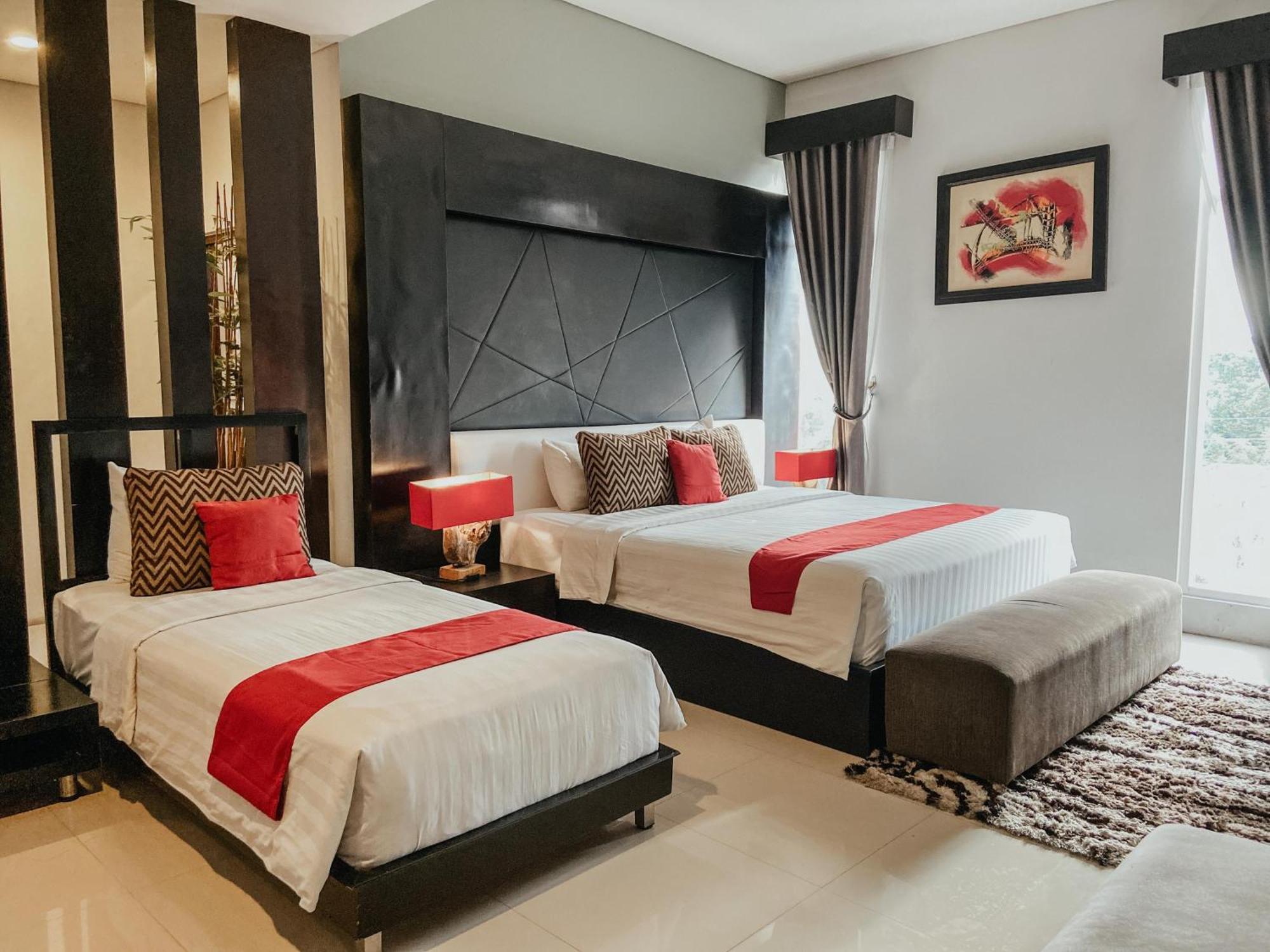 Prima Sr Hotel & Convention Yogyakarta Sleman  Ngoại thất bức ảnh