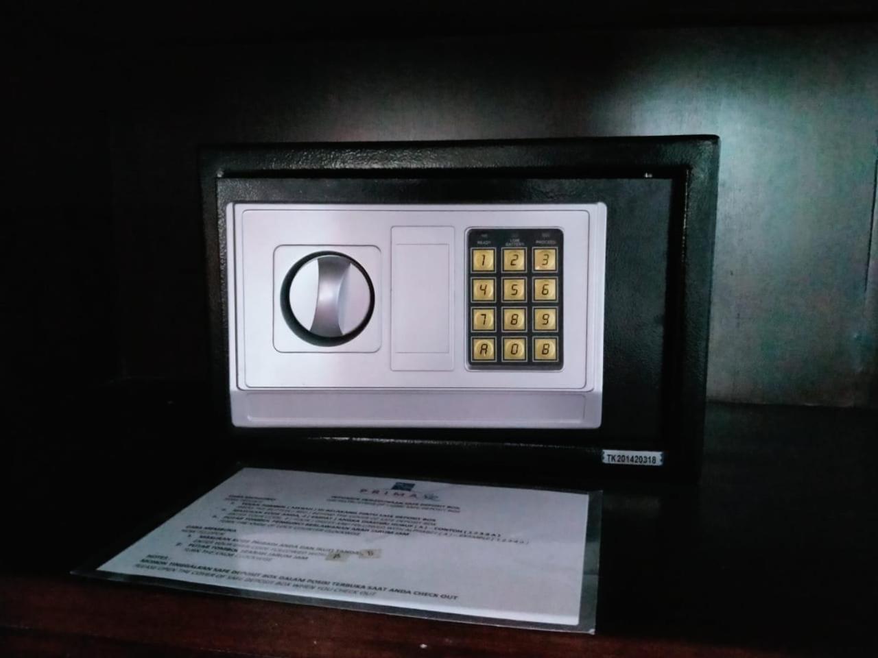 Prima Sr Hotel & Convention Yogyakarta Sleman  Ngoại thất bức ảnh