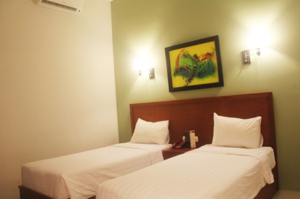 Prima Sr Hotel & Convention Yogyakarta Sleman  Ngoại thất bức ảnh