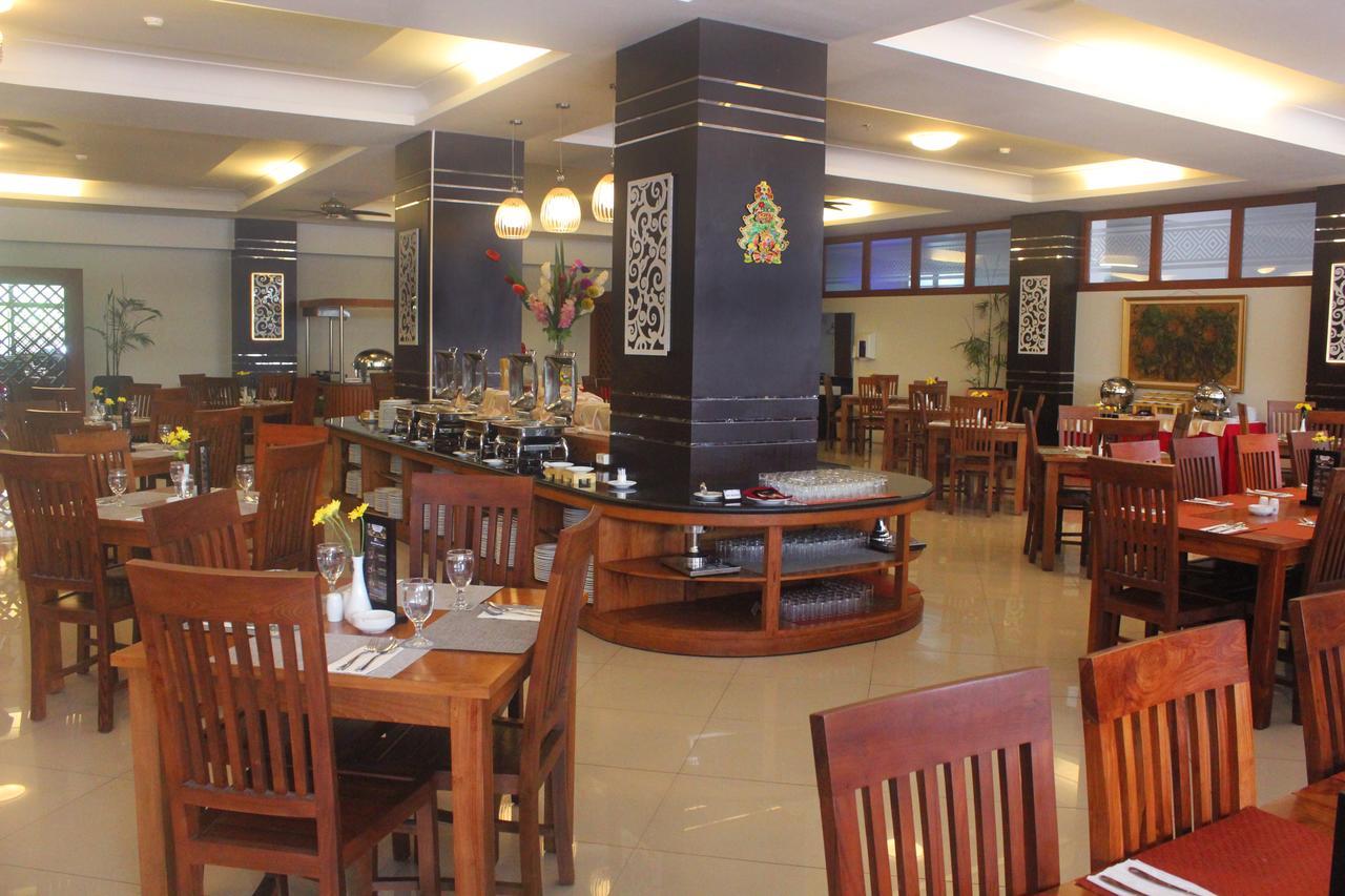 Prima Sr Hotel & Convention Yogyakarta Sleman  Ngoại thất bức ảnh