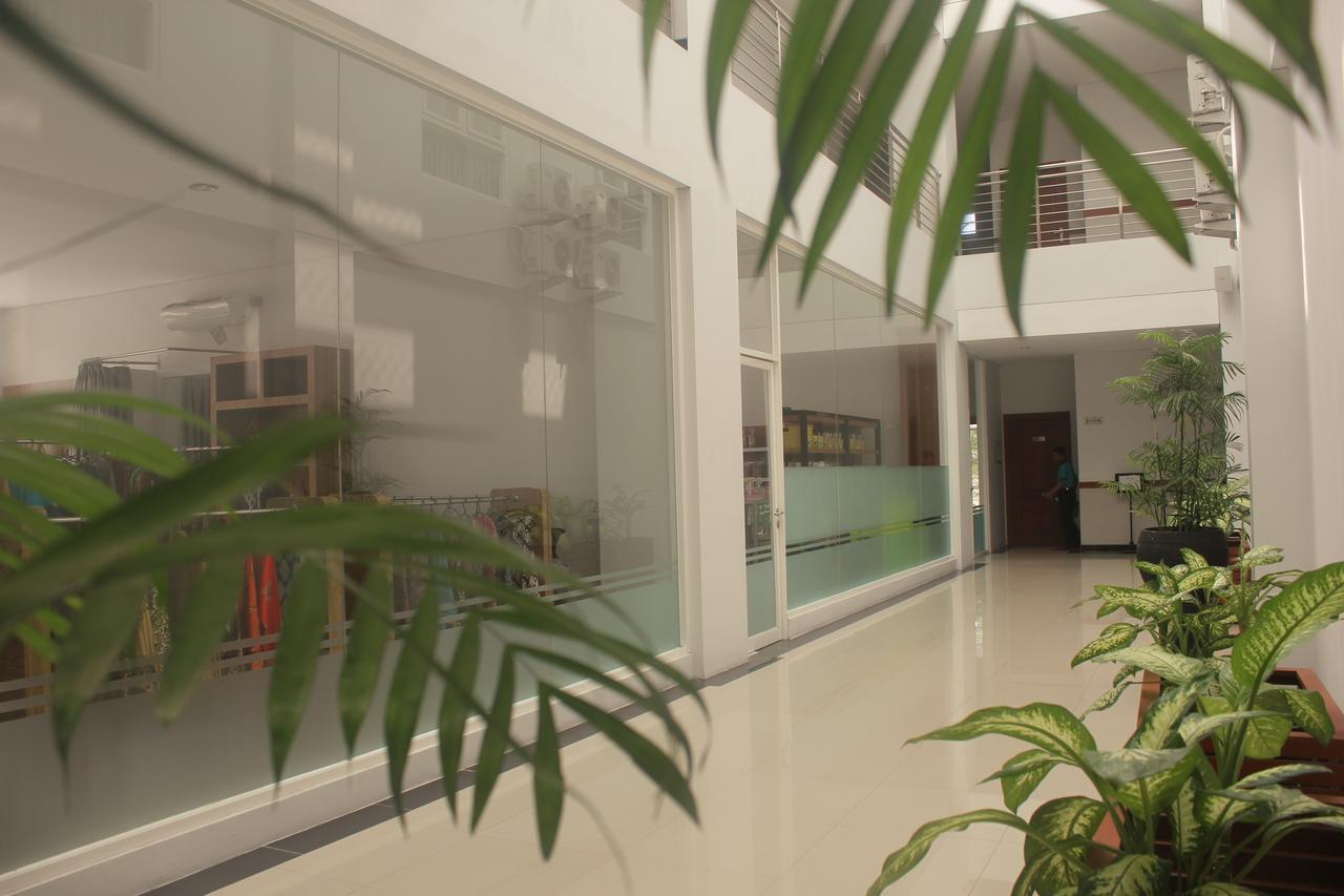Prima Sr Hotel & Convention Yogyakarta Sleman  Ngoại thất bức ảnh