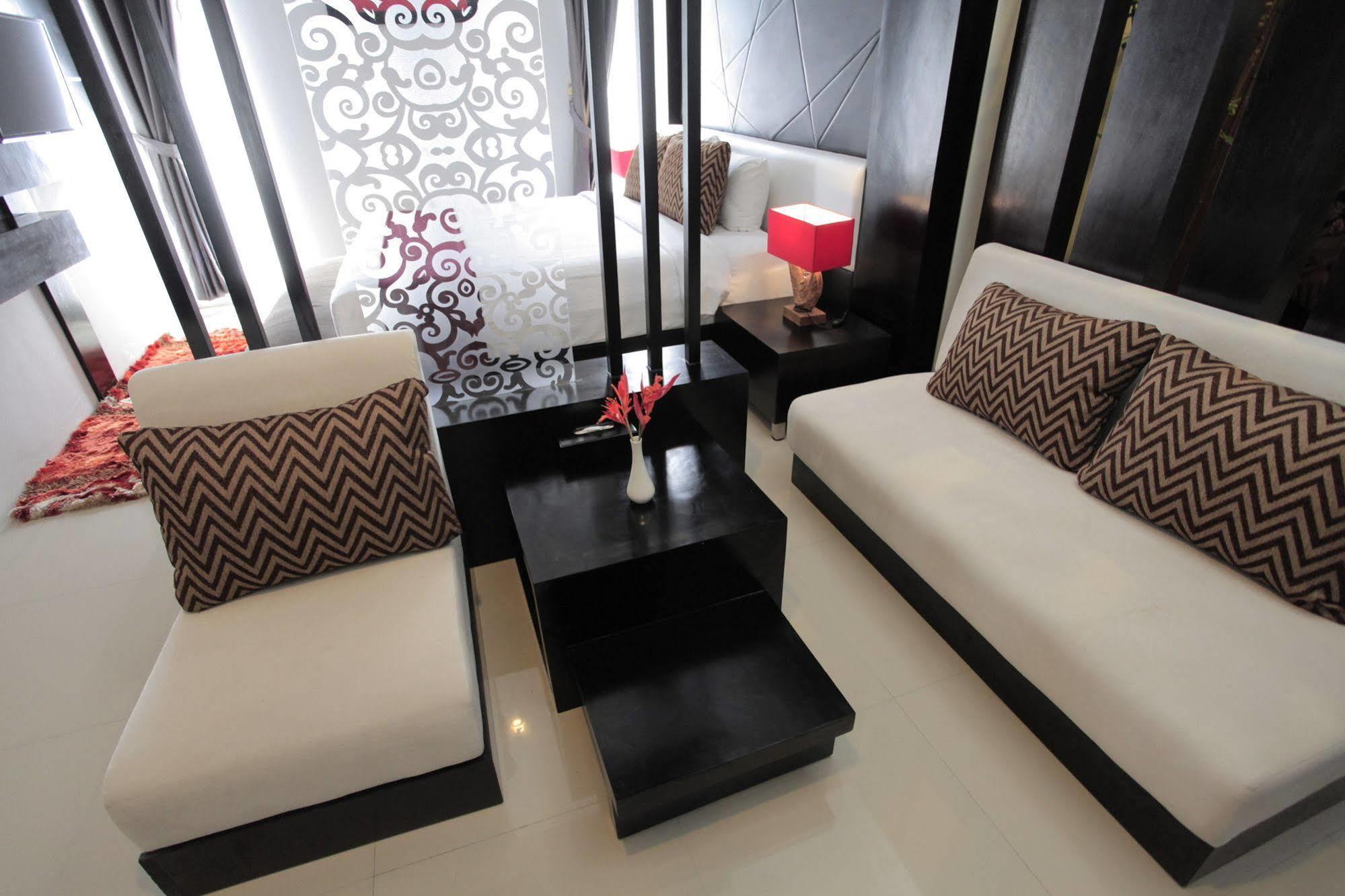 Prima Sr Hotel & Convention Yogyakarta Sleman  Ngoại thất bức ảnh
